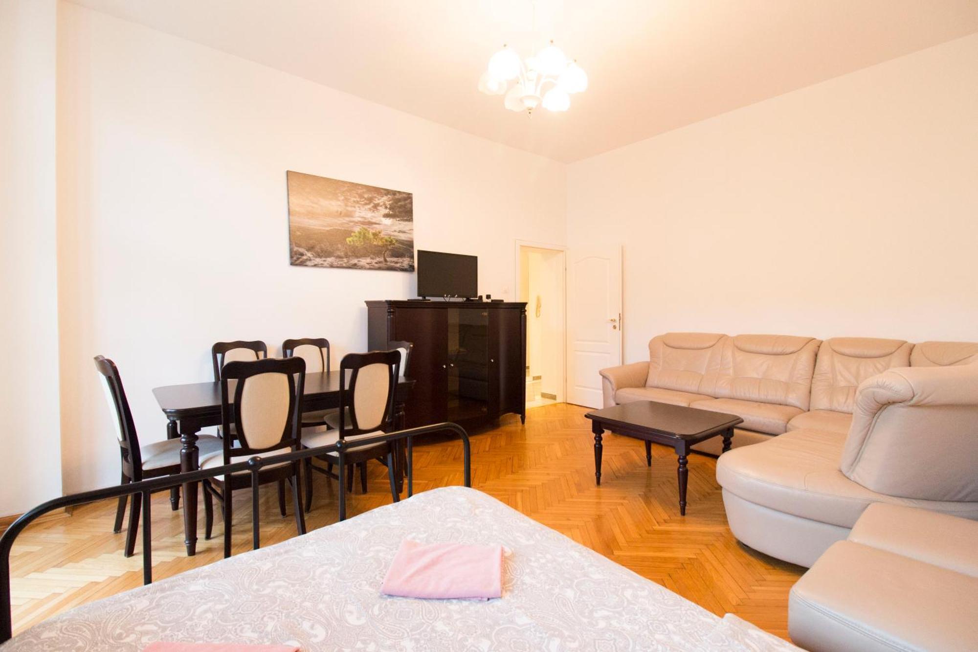 Happyestate Ul Rynek Old Town Apartment วรอตซวาฟ ภายนอก รูปภาพ